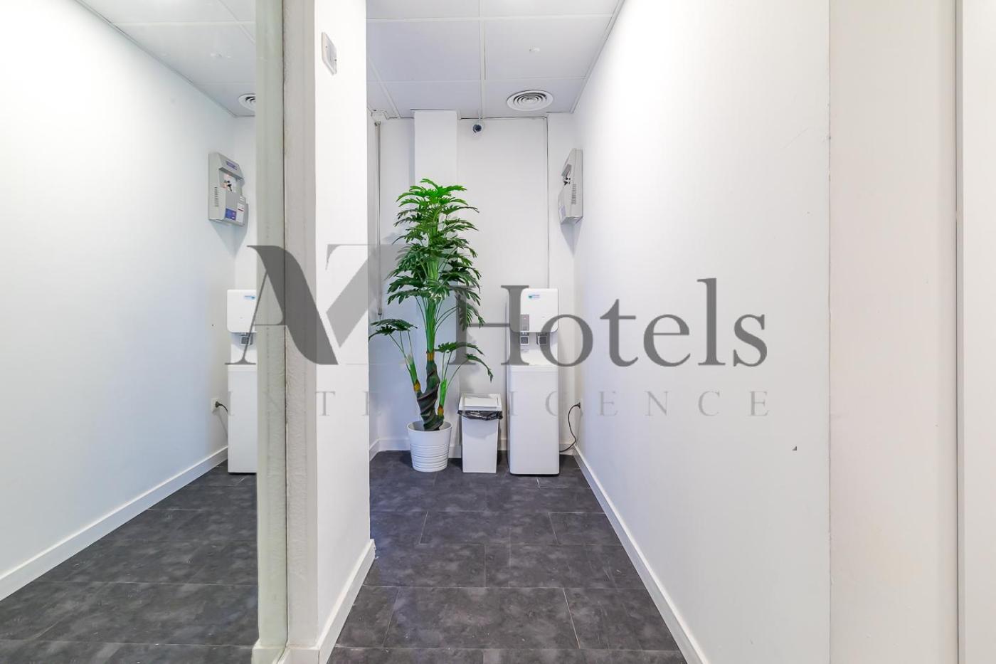 Ayz Ulises - Auto Check-In Property Madrid Esterno foto