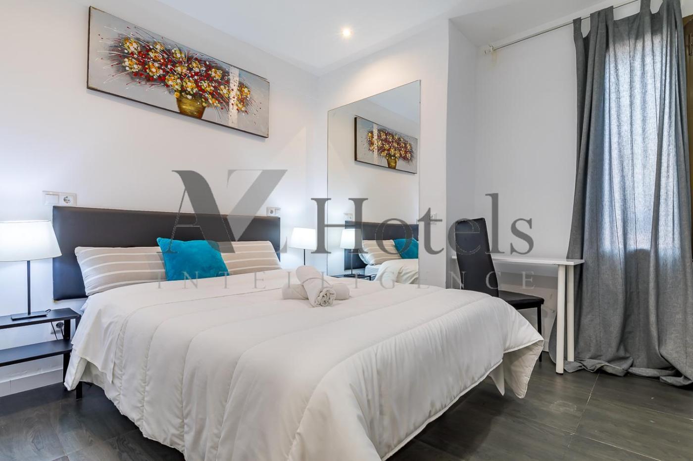 Ayz Ulises - Auto Check-In Property Madrid Esterno foto
