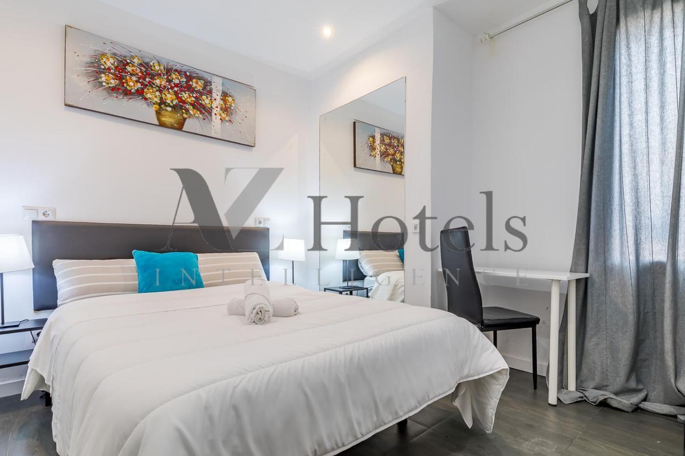 Ayz Ulises - Auto Check-In Property Madrid Esterno foto