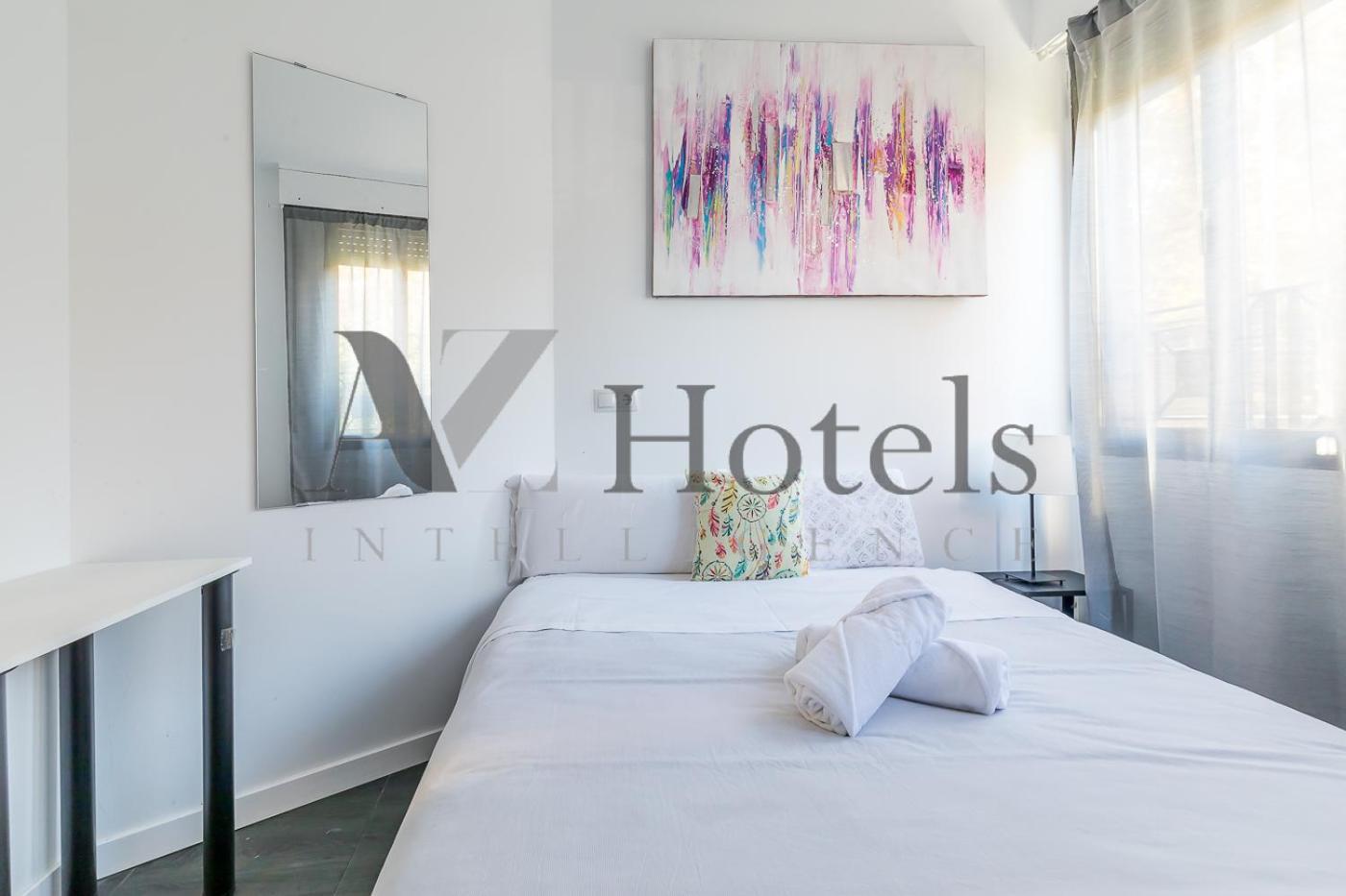 Ayz Ulises - Auto Check-In Property Madrid Esterno foto