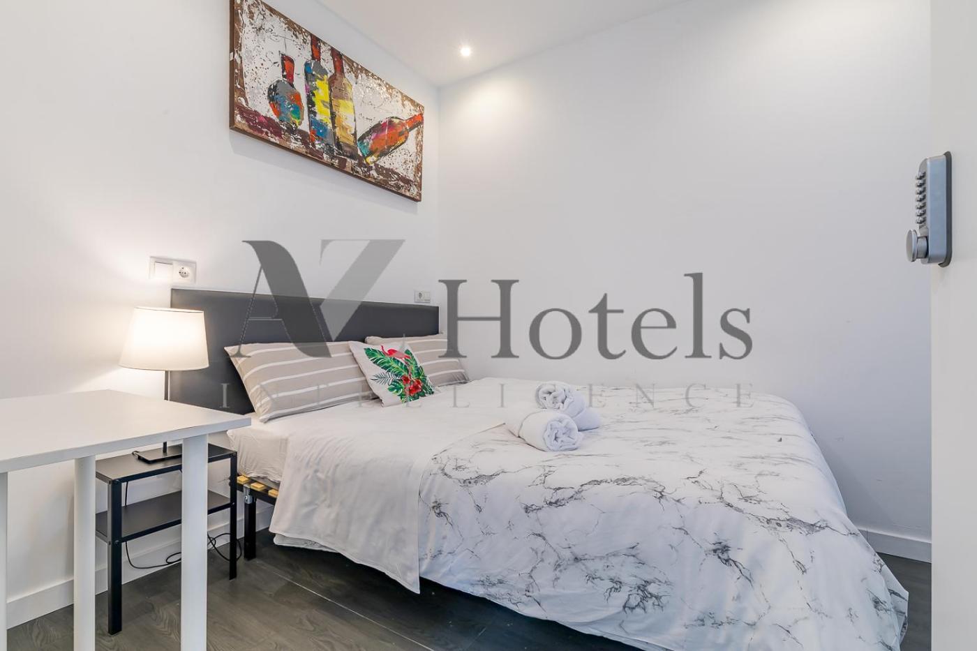 Ayz Ulises - Auto Check-In Property Madrid Esterno foto
