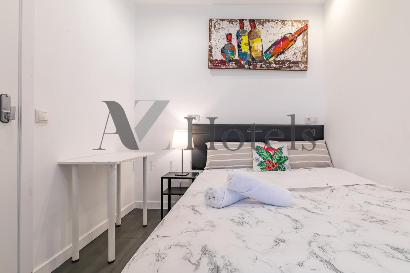 Ayz Ulises - Auto Check-In Property Madrid Esterno foto