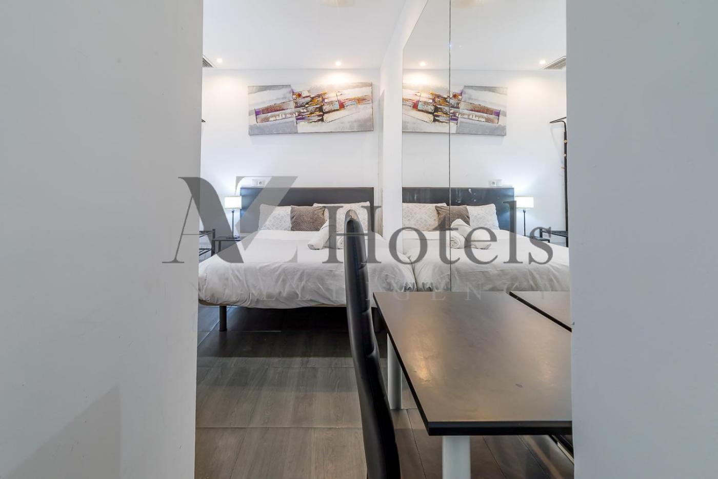 Ayz Ulises - Auto Check-In Property Madrid Esterno foto