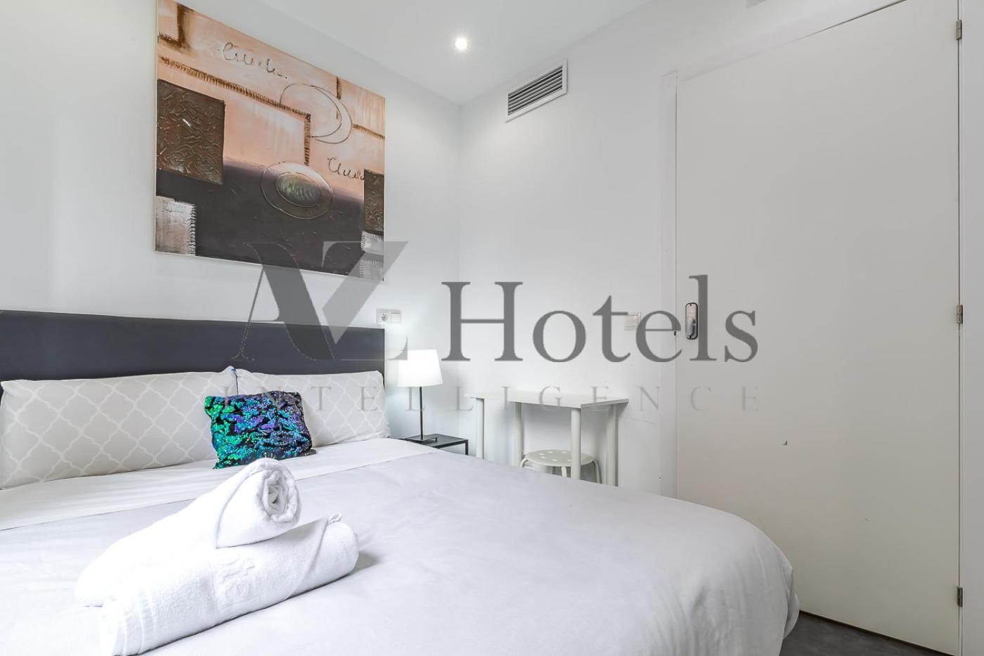 Ayz Ulises - Auto Check-In Property Madrid Esterno foto