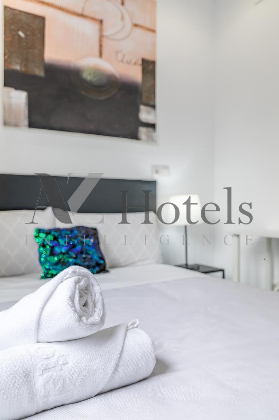 Ayz Ulises - Auto Check-In Property Madrid Esterno foto