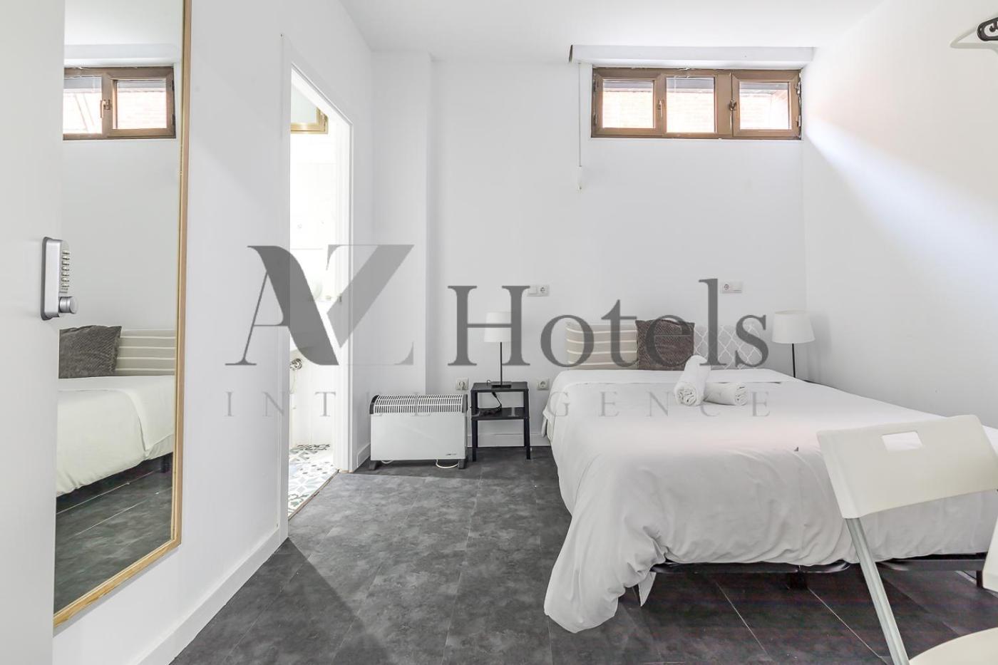 Ayz Ulises - Auto Check-In Property Madrid Esterno foto