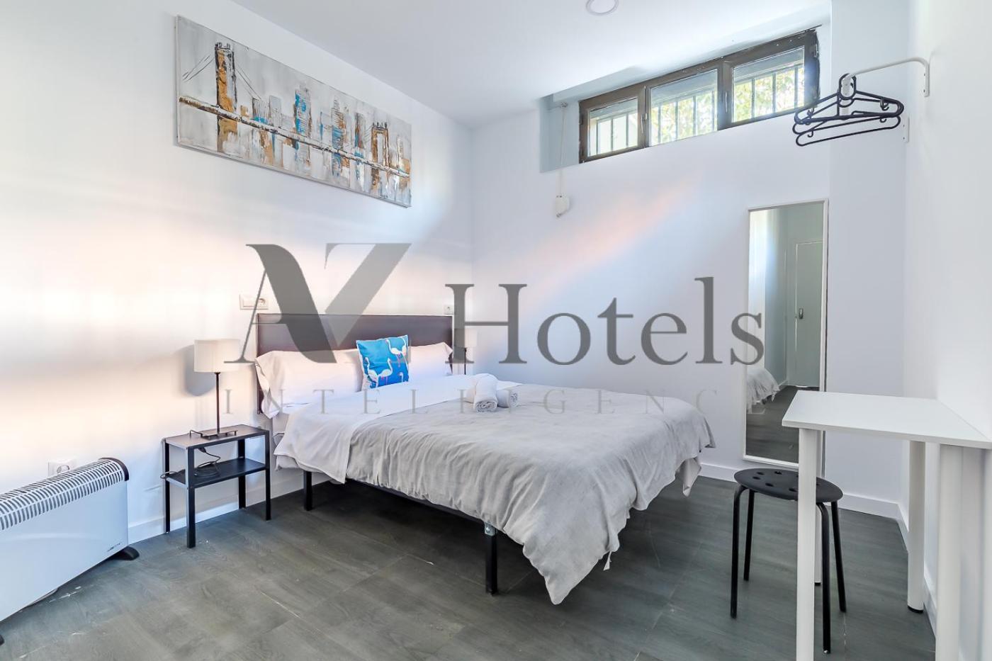 Ayz Ulises - Auto Check-In Property Madrid Esterno foto